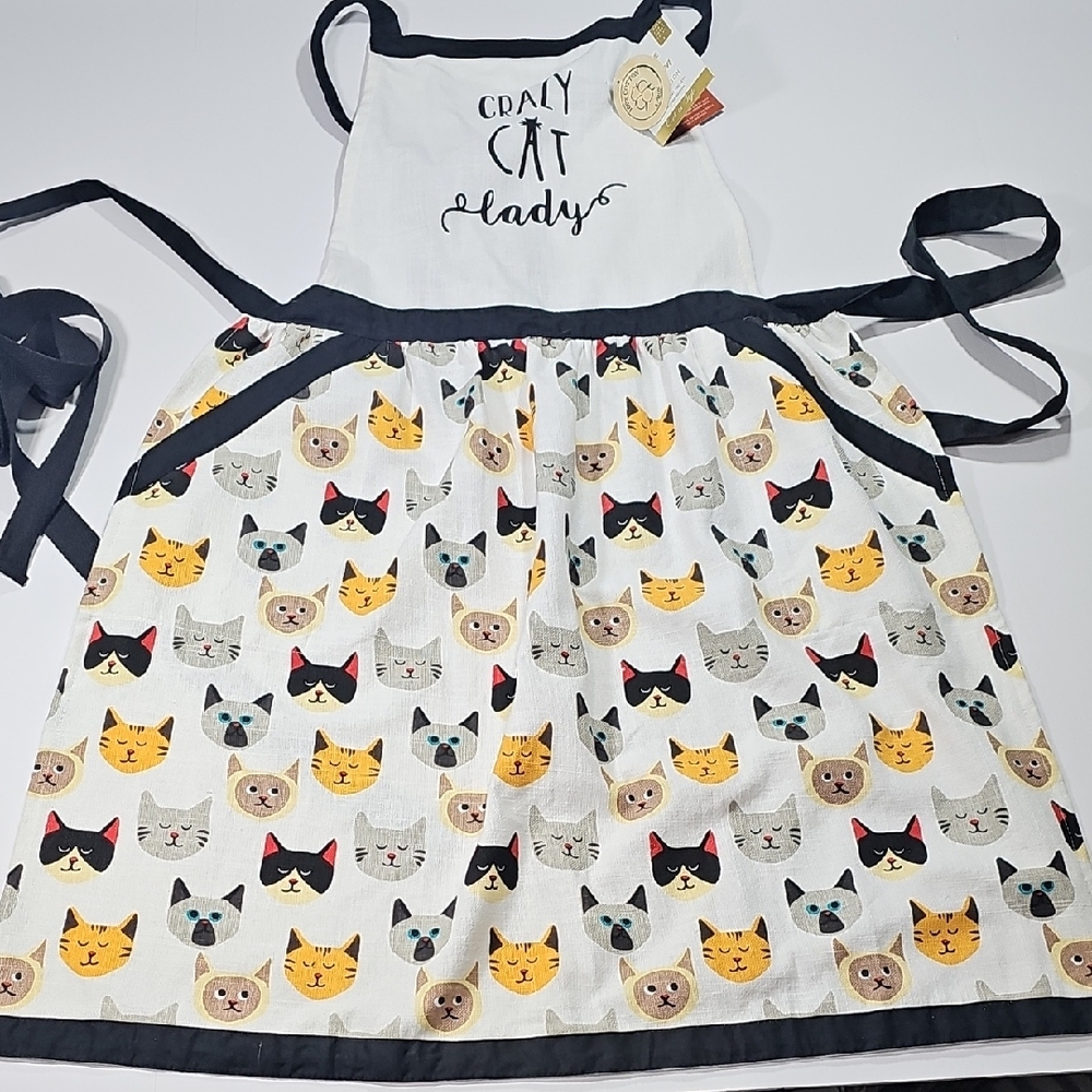 EnVogue Woman's Crazy Cat Lady Apron